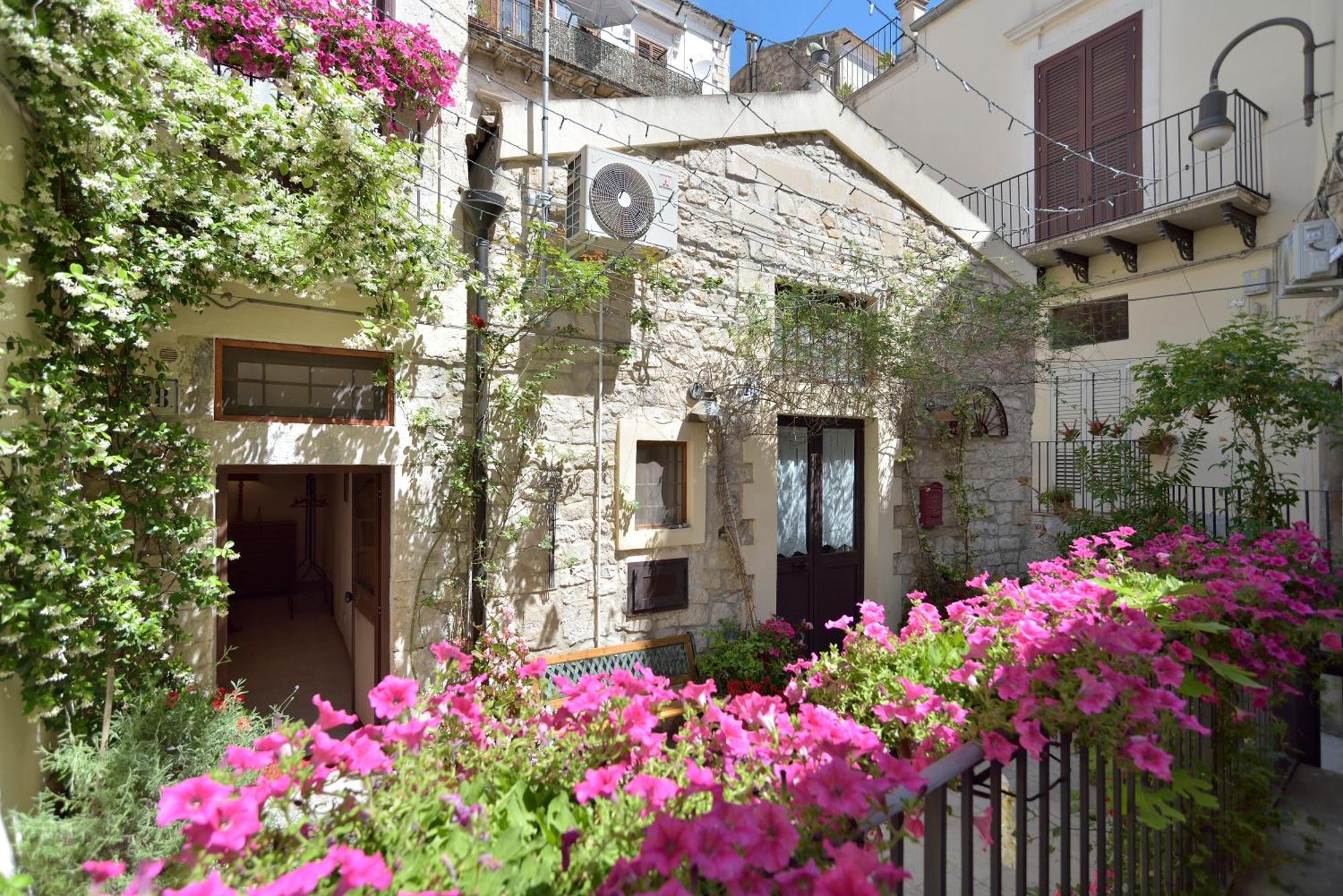 Case Del Vicolo Stretto Modica Exterior foto